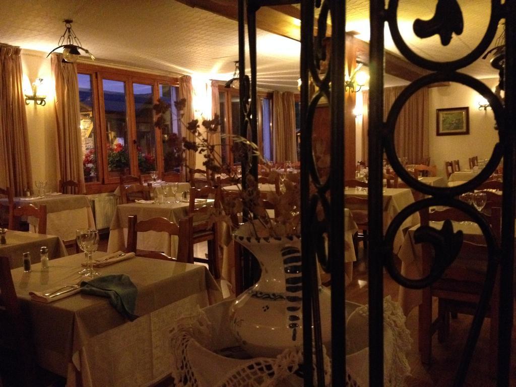 Hotel Llacs De Cardos Таваскан Екстериор снимка